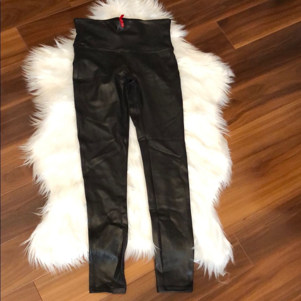 Spanx faux leather legging
